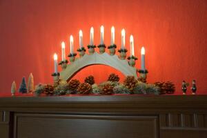 Świąteczna dekoracja - świecznik, 10 diod LED