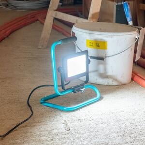 EGLO Reflektor zewnętrzny LED Avelar, czarny/turkusowy, szerokość 32 cm, metalowy Avelar, czarny, aluminium