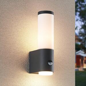 Lampa zewnętrzna z czujnikiem ruchu Okari Lindby, czarny, aluminium, nowoczesny