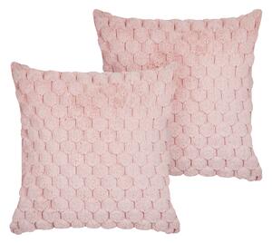 Dwie poduszki dekoracyjne włochacze sztuczne futerko 43 x 43 cm różowe Purslane Beliani
