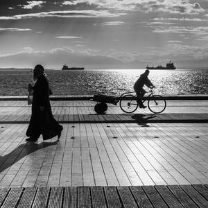 Fotografia Strolling Around, George Digalakis