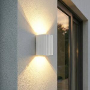 Kinkiet zewnętrzny LED Ralino Lindby, biały / opal, aluminium, nowoczesny