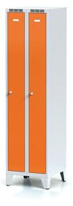 Alfa 3 Metalowa szafka ubraniowa, wąska, na nogach, pomarańczowe drzwi, zamek obrotowy