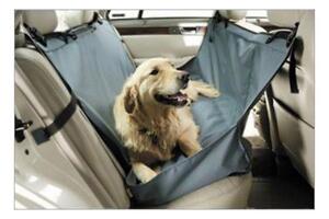 Kocyk ochronny do transportu psa w samochodzie