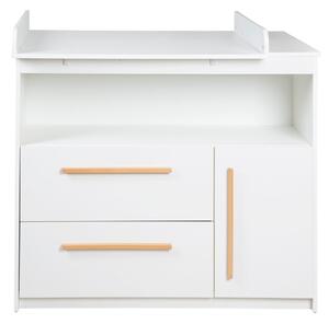 Biała niska komoda dziecięca 107x98 cm Lilo – Roba