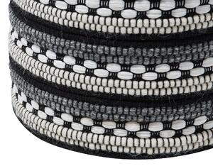 Puf czarno-biały wełniany w paski dziergany okrągły ø 41 cm Guntur Beliani