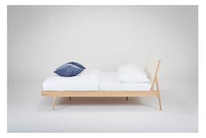 Łóżko z litego drewna dębowego z białym zagłówkiem Gazzda Fawn, 160x200 cm