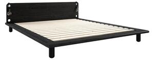 Czarne łóżko dwuosobowe z litego drewna z zagłówkiem, lampkami i czarnym materacem Comfort Karup Design Peek, 140x200 cm
