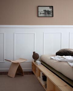 Łóżko dwuosobowe z litego drewna z czarnym futonem Comfort Karup Design Ziggy Ziggy, 140x200 cm