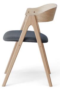 Krzesło z drewna dębowego z szarym siedziskiem Findahl by Hammel Mette