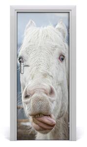 Naklejka samoprzylepna na drzwi Szalony biały koń