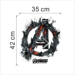 PIPPER | Naklejka na ścianę "Logo Avengers" 42x35 cm