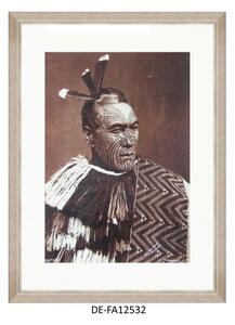 | SPRAWDŹ RABAT W KOSZYKU ! Obraz Maori Chief Wetani 45x60 DE-FA12532 MINDTHEGAP DE-FA12532