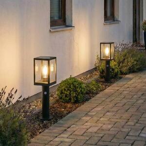 Lindby słupek oświetleniowy LED Relto, czujnik, szpikulec do ziemi, 50 cm Relto, czarny, stal szlachetna, nowoczesny