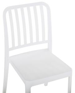 Zestaw balkonowy ogrodowy plastikowy stół i 2 krzesła sztaplowane biały Sersale Beliani