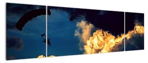 Obraz skoczka spadochronowego w chmurach (170x50 cm)