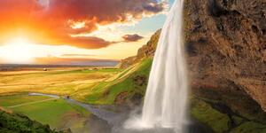 Obraz majestatyczny wodospad na Islandii