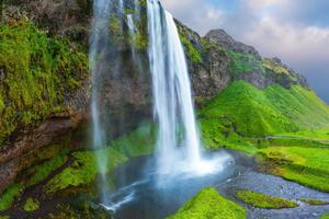 Obraz wodospad w Islandii