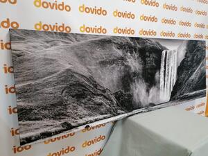 Obraz ikoniczny wodospad Islandii w wersji czarno-białej