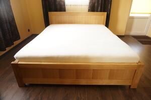 Drewniane łóżko BOSTON 140x200 cm drewniana sypialnia
