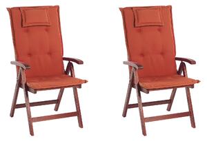 Zestaw 2 krzeseł ogrodowych drewno akacjowe z poduszkami czerwonymi Toscana Beliani