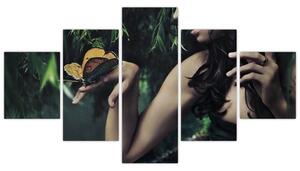 Obraz pełnej wdzięku kobiety z motylem (125x70 cm)