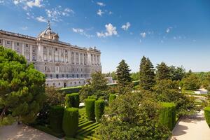 Samoprzylepna fototapeta pałac królewski w Madrycie