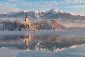 Fototapeta kościół nad jeziorem Bled w Słowenii