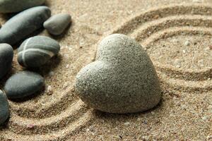 Fototapeta Kamień Zen w kształcie serca