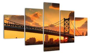 Obraz - Zachód słońca nad mostem Bena Franklina, Filadelfia (125x70 cm)