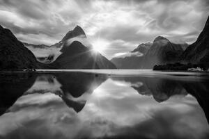 Fototapeta czarno-biały wschód słońca w Nowej Zelandii