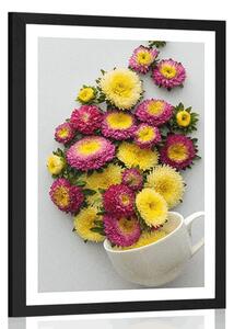 Plakat z passe-partout kubek pełen kwiatów