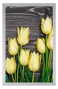 Plakat żółte tulipany na drewnianym tle