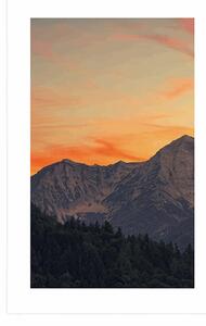 Plakat z passe-partout zachód słońca w górach
