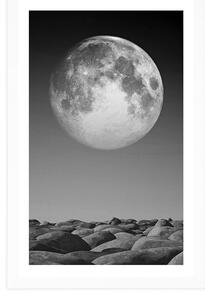 Plakat z passe-partout złożone kamienie w świetle księżyca w czerni i bieli