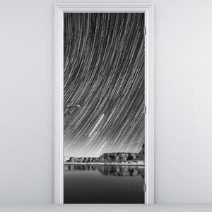 Fototapeta na drzwi - Czarno - białe gwiaździste niebo (95x205cm)