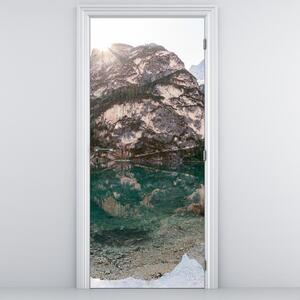 Fototapeta na drzwi - Górskie jezioro (95x205cm)