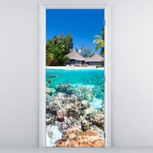 Fototapeta na drzwi - Plaże na tropikalnej wyspie (95x205cm)