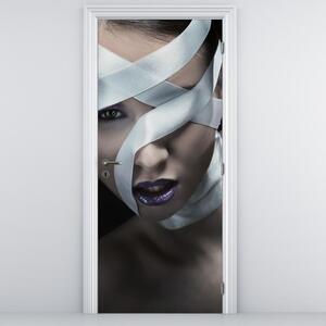 Fototapeta na drzwi - Kobieta ze wstążką (95x205cm)