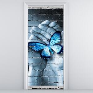 Fototapeta na drzwi - Niebieski motyl na ścianie (95x205cm)