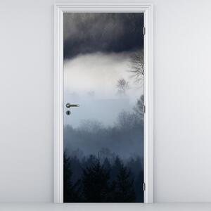 Fototapeta na drzwi - Mgła nad lasem (95x205cm)