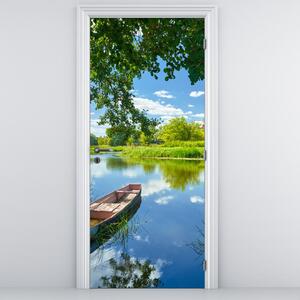 Fototapeta na drzwi - Letnia rzeka z łodzią (95x205cm)