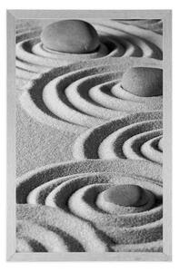 Plakat Kamienie Zen w piaskowych kręgach w czarno-białym wzorze