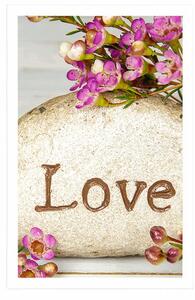 Plakat z napisem na kamieniu Love