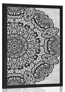 Plakat kwiatowa mandala w czarno-białym wzornictwie