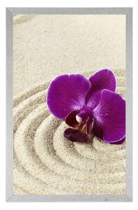 Plakat piaszczysty ogród zen z fioletową orchideą