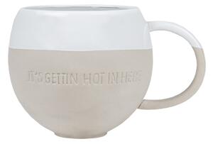 Beżowy kamionkowy kubek "IT'S GETTIN"