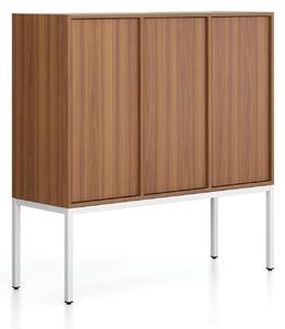 Szafa biurowa FRAME, niska, podstawa biała, 3x drzwi, 1299 x 450 x 1331 mm, PUSH-lock, orzech