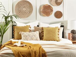 Poduszka dekoracyjna ozdobna z frędzlami z wypełnieniem 45x45cm żółta Lynchis Beliani