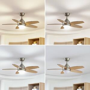 Wentylator sufitowy LED Klasika, DC, cichy, 106 cm, CCT Klasika Lindby, biały / opal, salon / jadalnia, metal